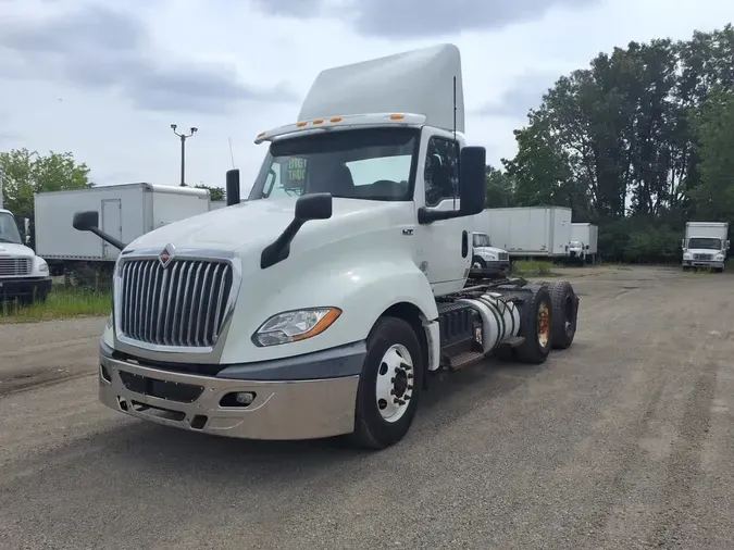 2019 NAVISTAR INTERNATIONAL LT625 DAYCAB T/Aada17ad62688a30102bc8f71eb624539