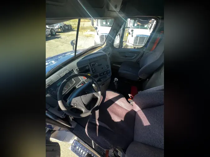 2018 FREIGHTLINER CASCADIA 125