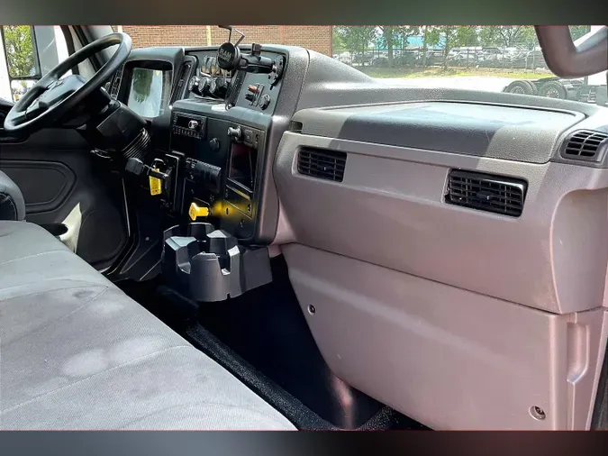 2021 INT MV607