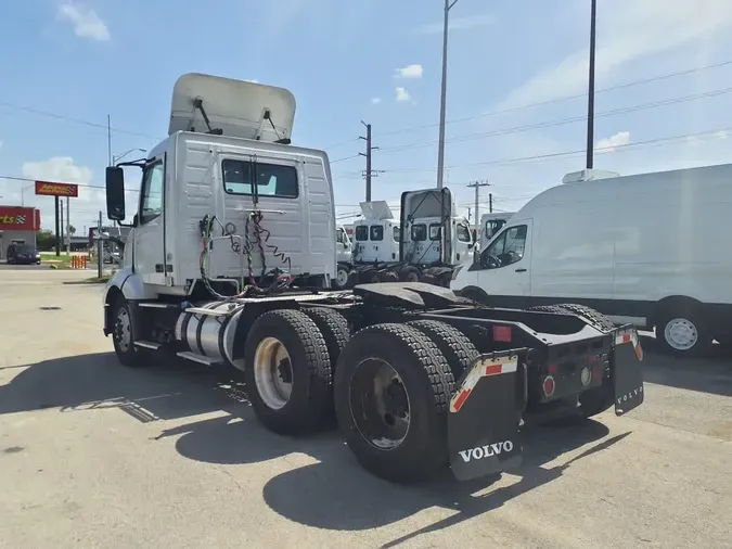 2019 VOLVO VNL64T-300adae32c3aa33c42114e741071fedbf80