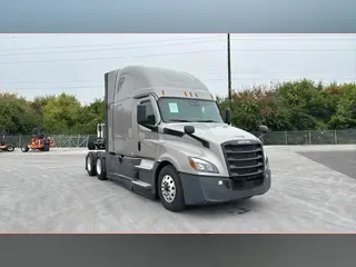 2022 Freightliner Cascadia 126