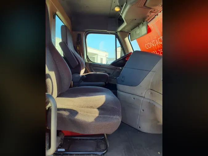 2018 FREIGHTLINER/MERCEDES CASCADIA 125