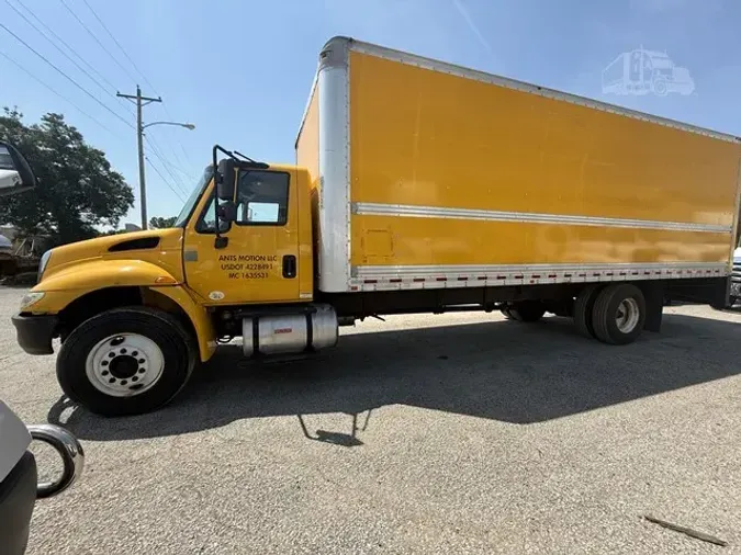 2018 INTERNATIONAL DURASTAR 4300