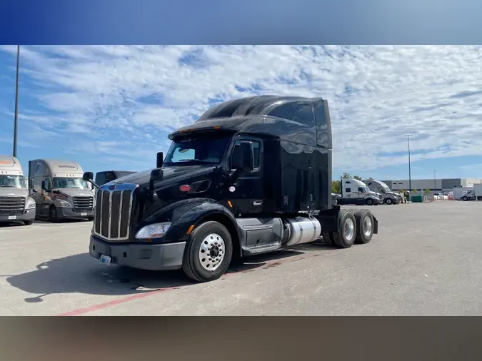 2021 Peterbilt 579