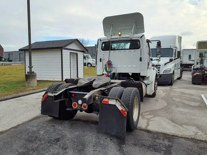 2017 FREIGHTLINER/MERCEDES M2-112