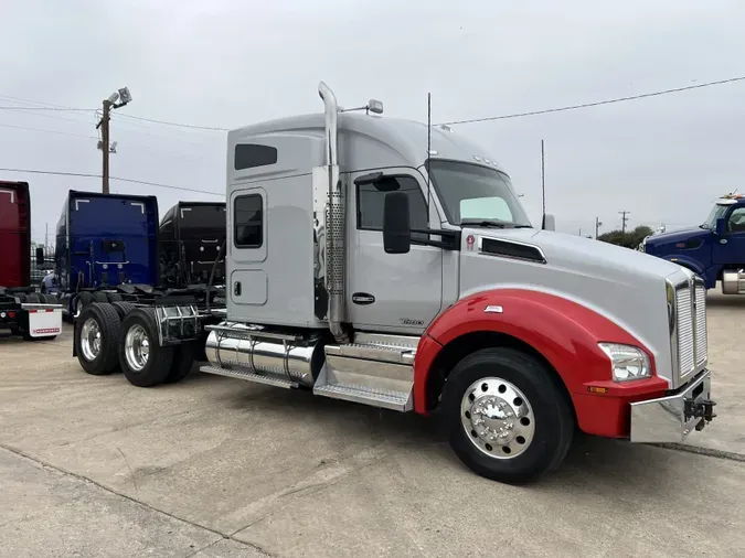 2019 Kenworth T880