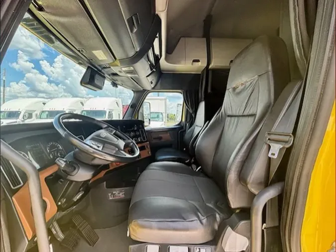 2022 Freightliner PT126SLP