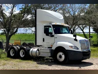 2019 INT LT625 6x4