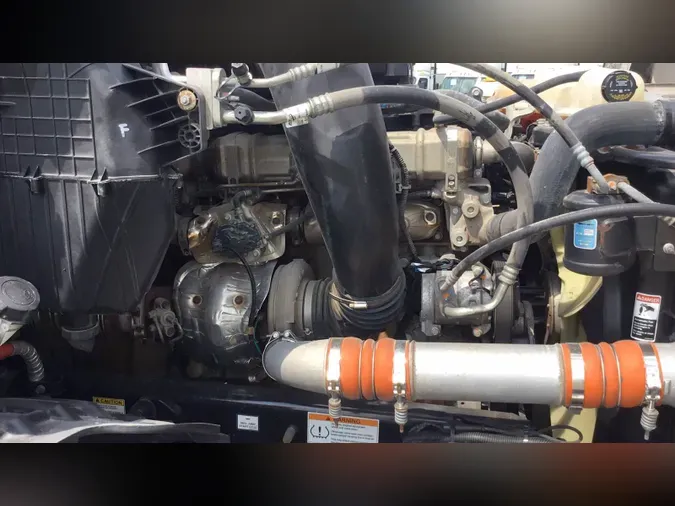2023 Freightliner Cascadia 126