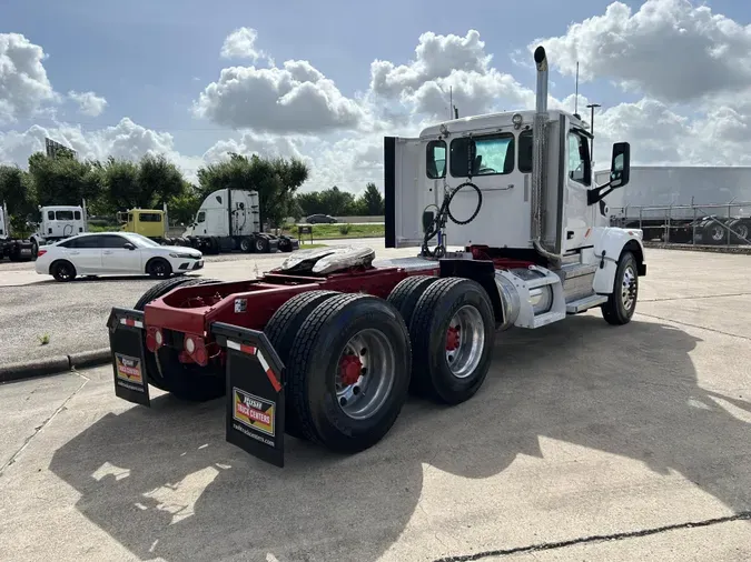 2022 Peterbilt 567