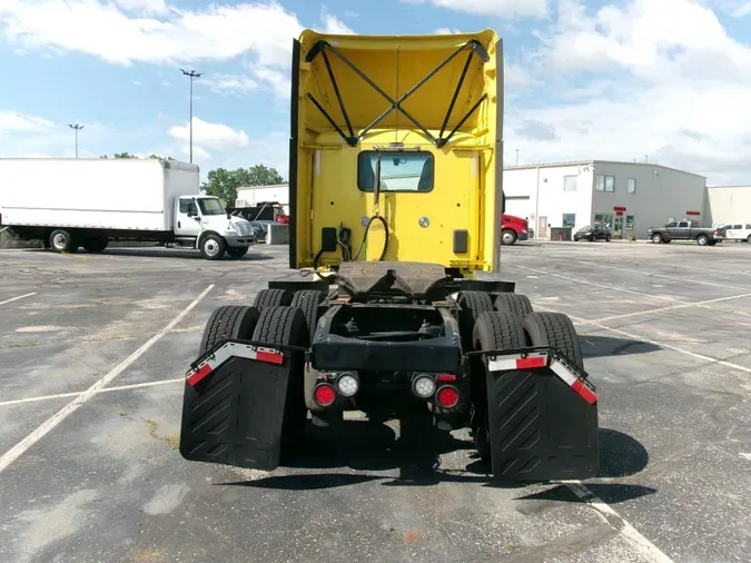 2023 Peterbilt 579adc2e0f4695609a4b9978baf57feac8e