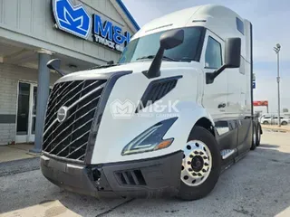 2025 VOLVO VNL64T860