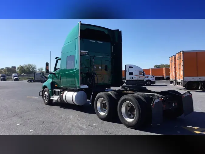 2021 International LTadc8e672b869d65e3a68d447b6808409