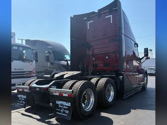2026 VOLVO TRUCK VNL64TV04