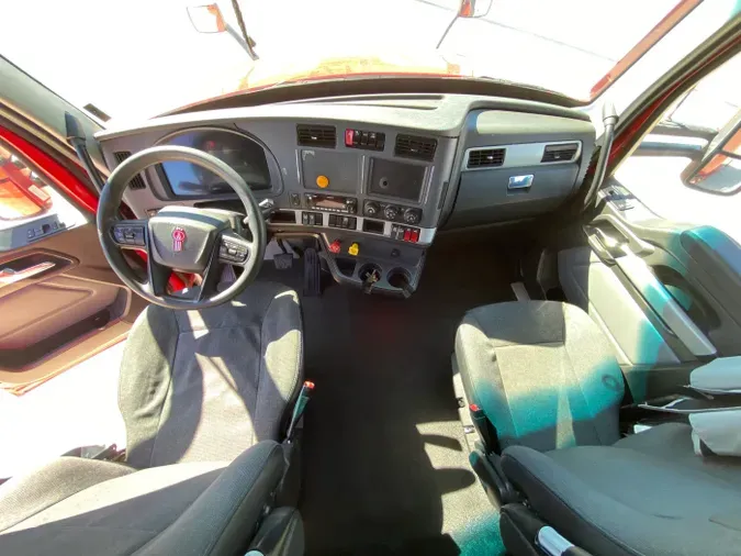 2022 Kenworth T680