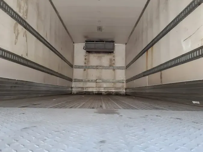 2018 FREIGHTLINER M2 106