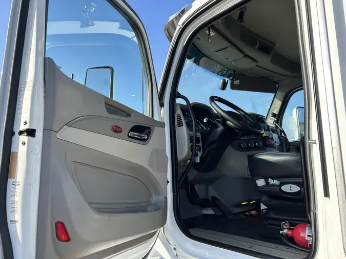 2020 Peterbilt 567