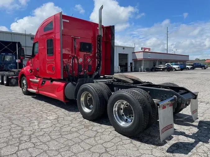 2021 Kenworth T680