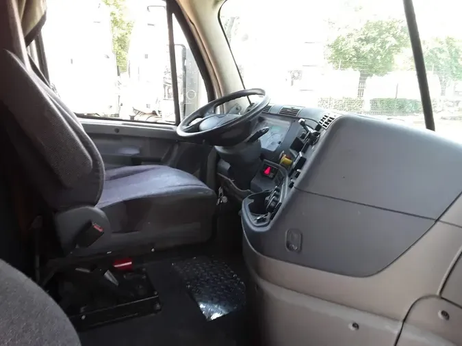 2018 FREIGHTLINER CASCADIA 125