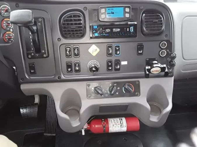 2019 FREIGHTLINER/MERCEDES M2 106addb471f886fc1270a49f588fa0f6529