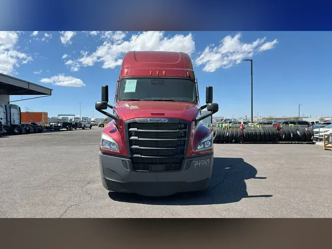 2022 Freightliner Cascadia 126