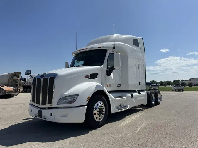 2022 Peterbilt 579