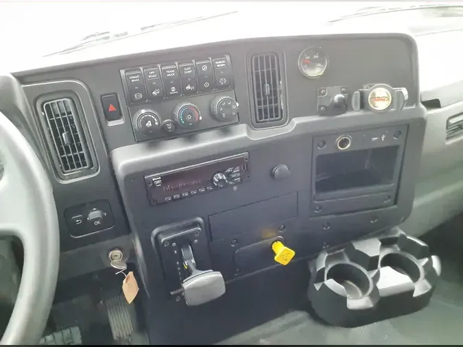 2020 NAVISTAR INTERNATIONAL MV607 (4X2)