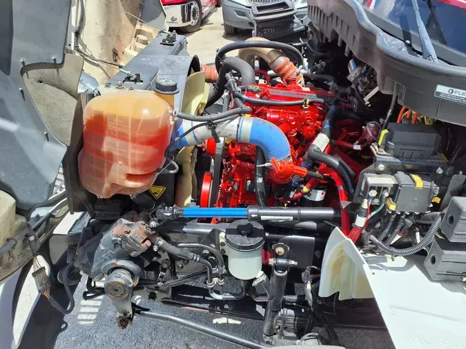2019 NAVISTAR INTERNATIONAL MV607 (4X2)