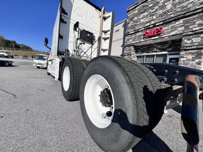 2020 Freightliner Cascadia