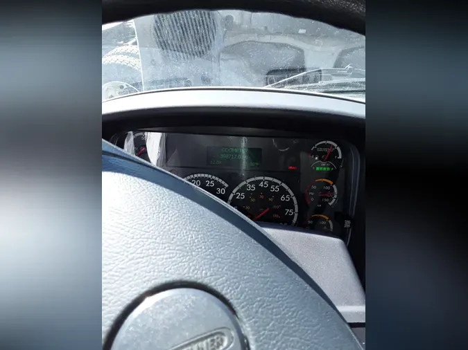 2020 FREIGHTLINER/MERCEDES M2 106