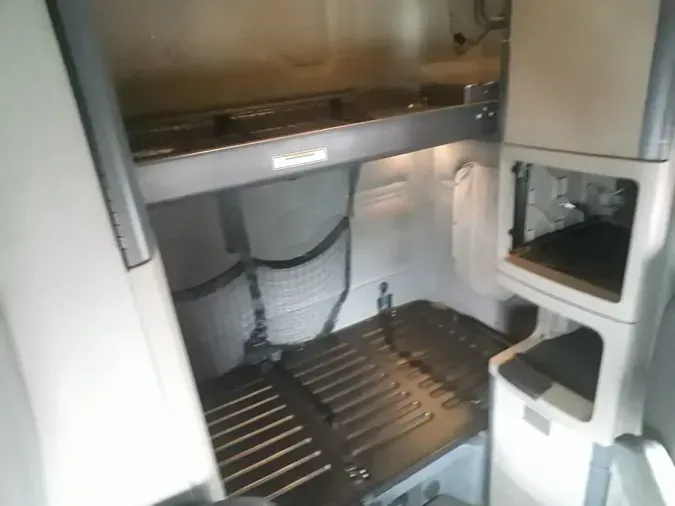 2018 FREIGHTLINER/MERCEDES CASCADIA 125