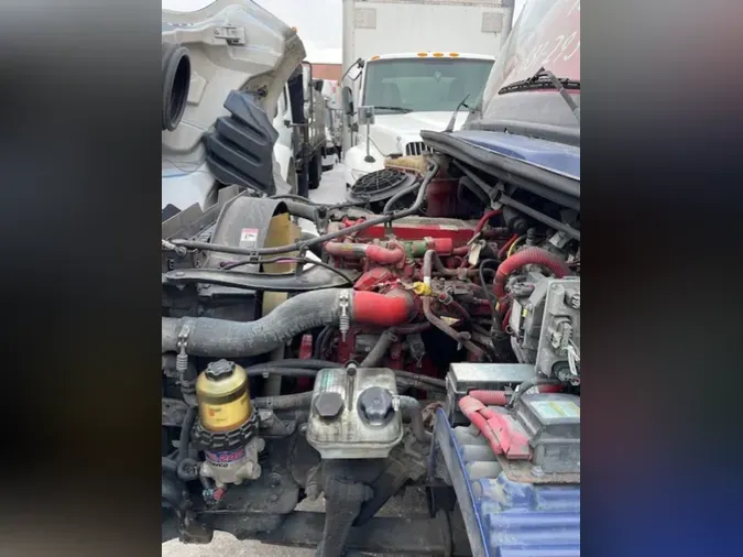 2017 FREIGHTLINER/MERCEDES M2 106