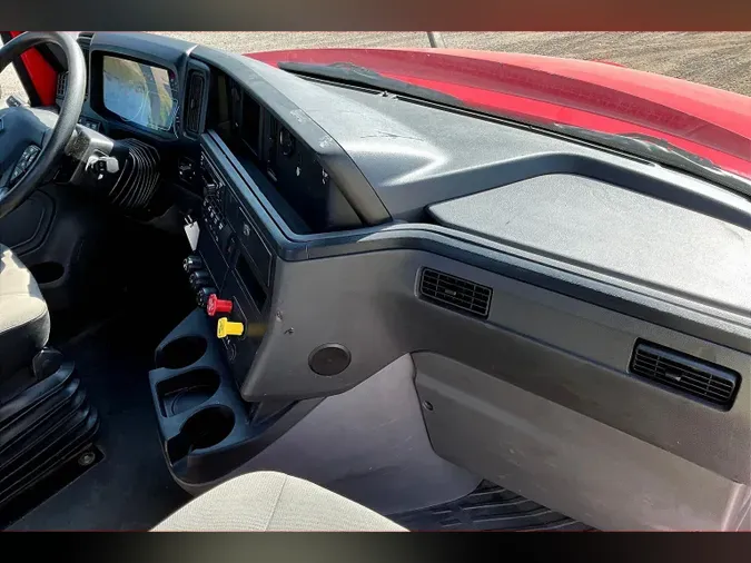 2020 INT LT625 6x4