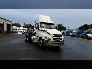 2019 Freightliner Cascadia 126