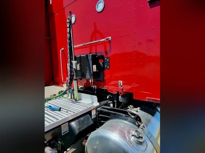 2022 Peterbilt 579