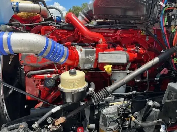 2020 Peterbilt 567