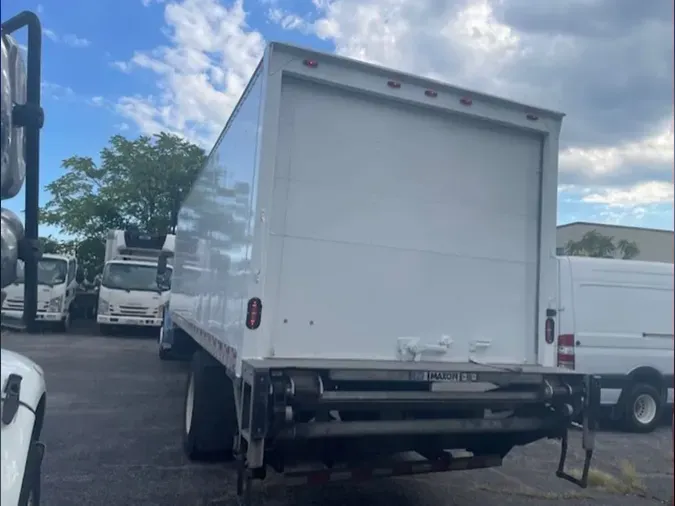 2019 FREIGHTLINER M2 106
