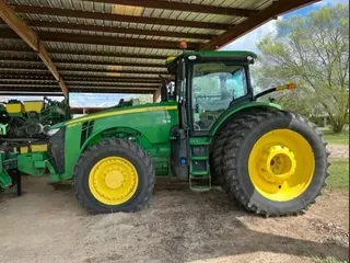 2018 John Deere 8320R