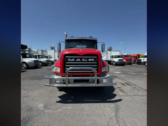 2018 MACK TRUCKS, INC. GU803