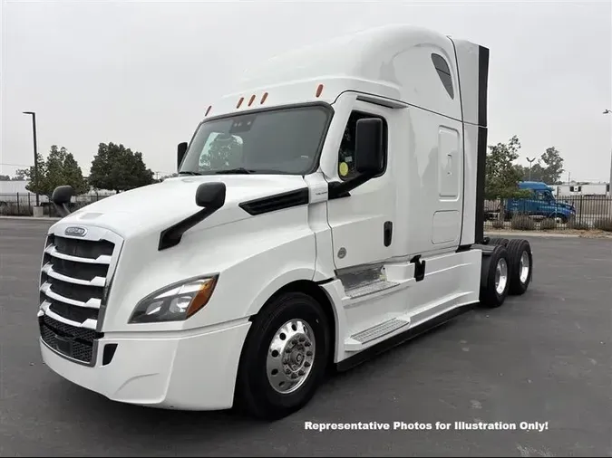 2020 FREIGHTLINER CA126