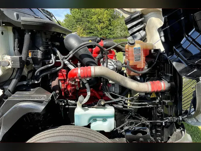 2022 INT LT625 6x4