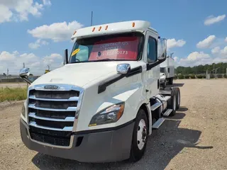 2019 FREIGHTLINER NEW CASCADIA PX12664