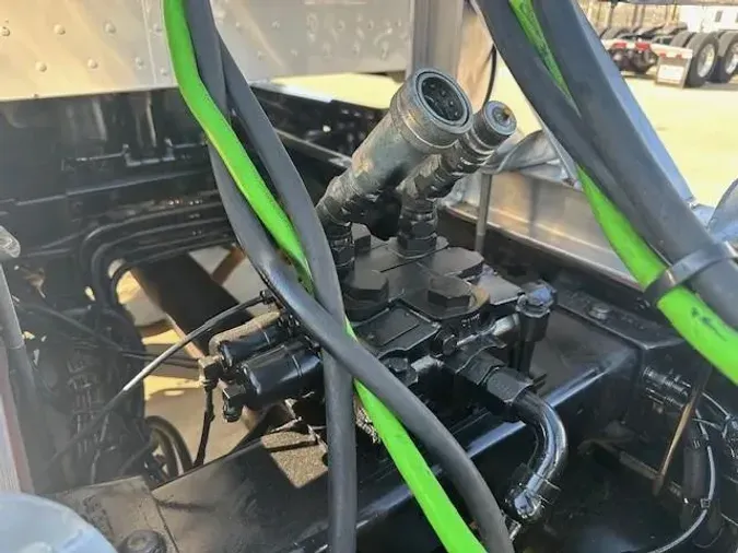 2021 Peterbilt 389