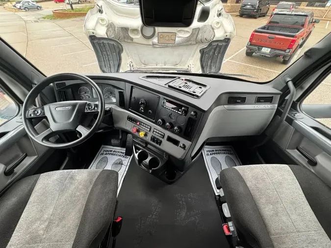 2022 FREIGHTLINER Cascadia 126ae070e231a6a9b72eaeeebb1fe35c755