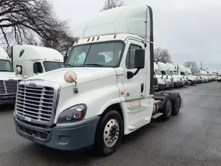 2019 FREIGHTLINER/MERCEDES CASCADIA 125