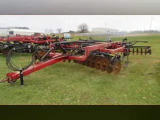 2011 Case IH 690 17.5'