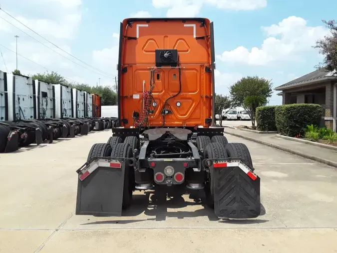 2019 FREIGHTLINER NEW CASCADIA PX12664
