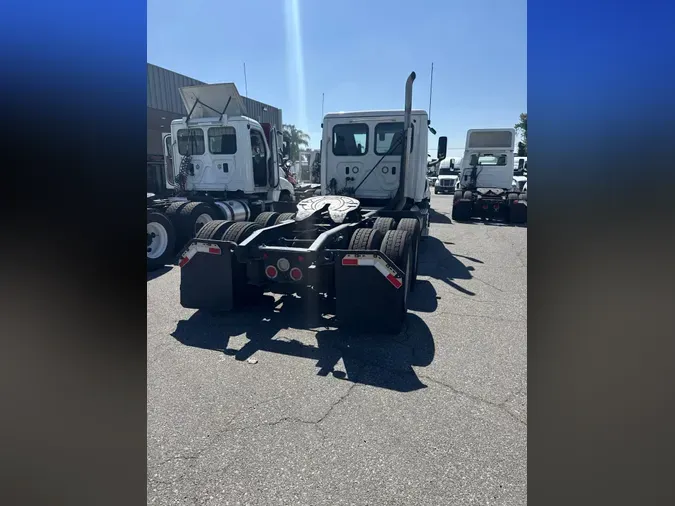 2019 FREIGHTLINER/MERCEDES NEW CASCADIA 116