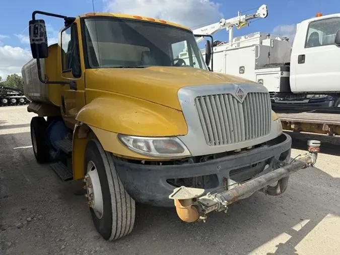 2011 INTERNATIONAL DURASTAR 4300