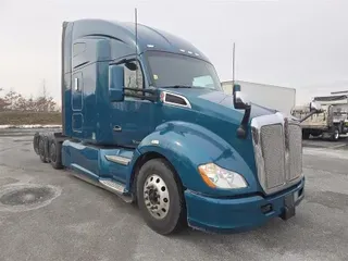 2021 KENWORTH T680